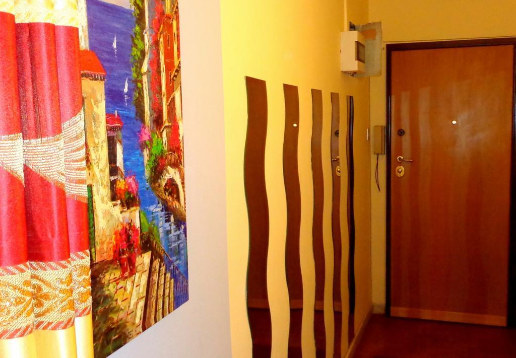 Casa Vacanza Frendy - Free Airport Transportation On Arrival If You Book An Of Minimum 3 Nights And 6 People Gasthuis Rome